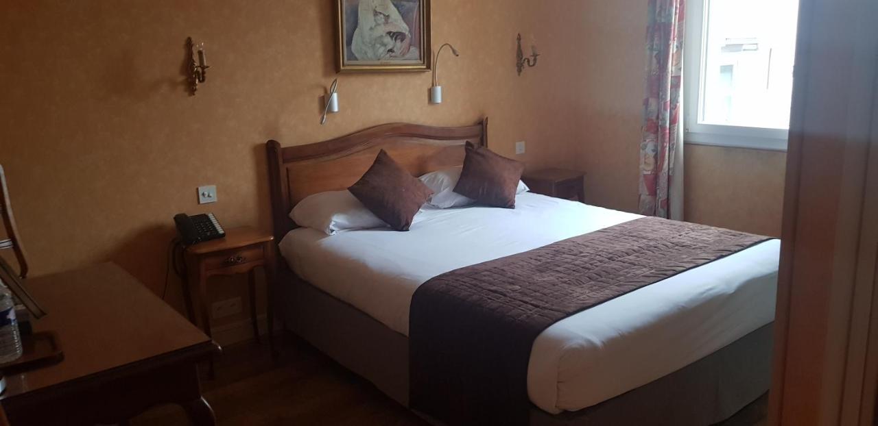 Logis Hotel - Le Relais Saint Vincent Ligny-le-Châtel المظهر الخارجي الصورة