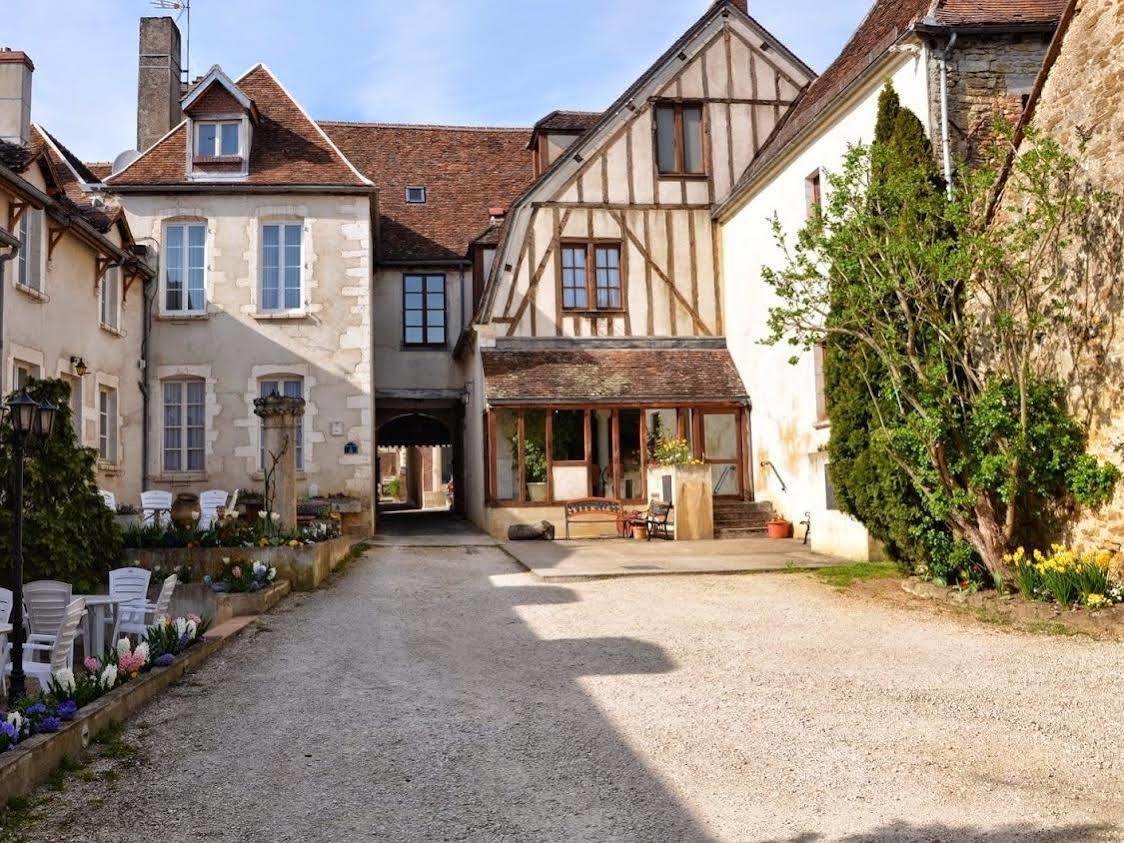 Logis Hotel - Le Relais Saint Vincent Ligny-le-Châtel المظهر الخارجي الصورة